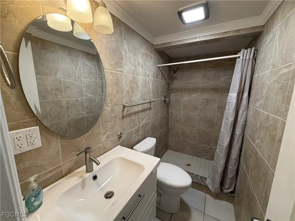 841/843 South Street Fort Myers Beach FL 33931