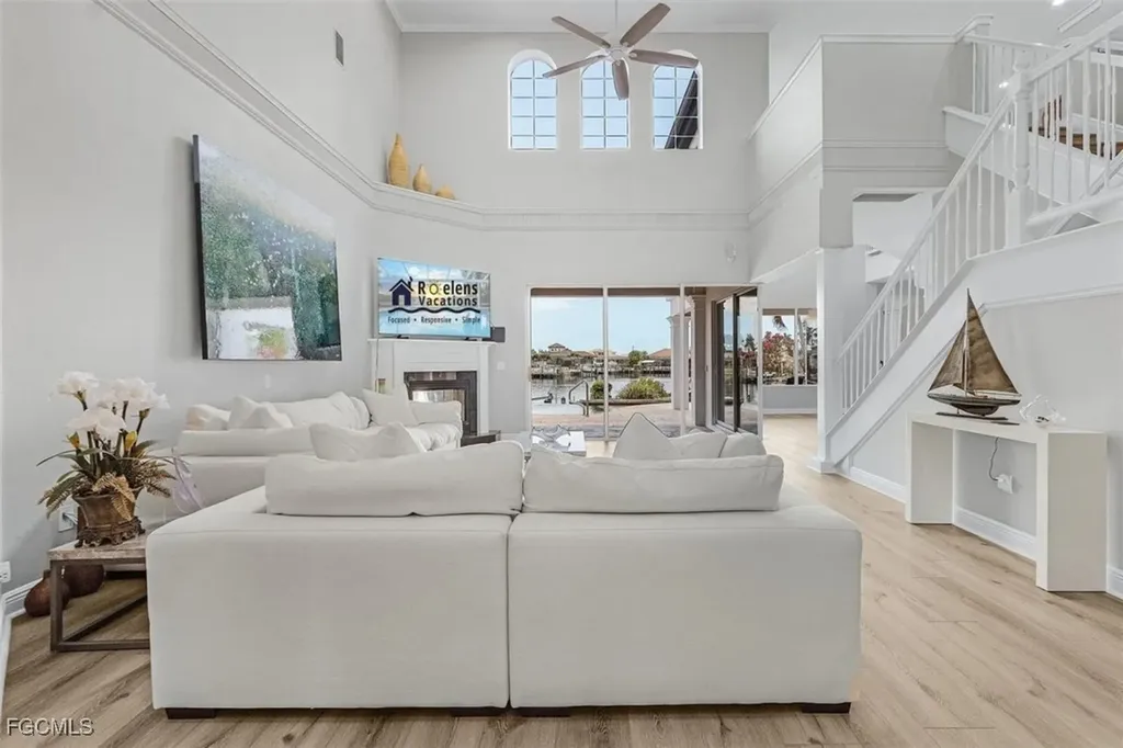 2604 Cape Coral Parkway W Cape Coral FL 33914