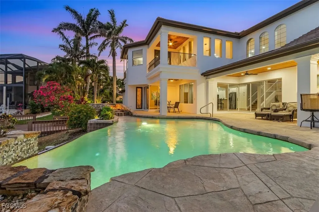 2604 Cape Coral Parkway W Cape Coral FL 33914