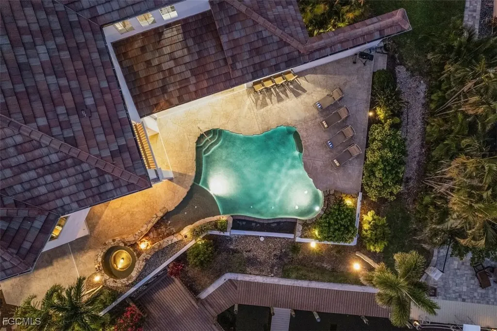 2604 Cape Coral Parkway W Cape Coral FL 33914