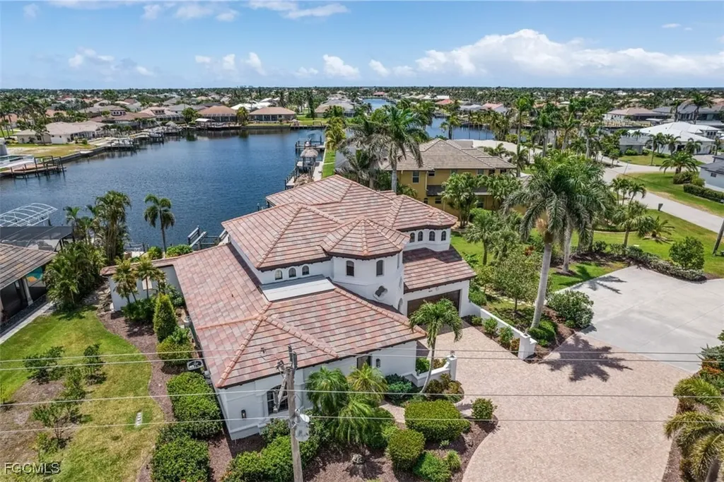 2604 Cape Coral Parkway W Cape Coral FL 33914