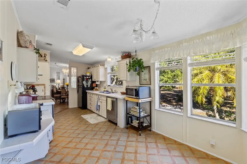 29414 Pine Villa Circle Punta Gorda FL 33982