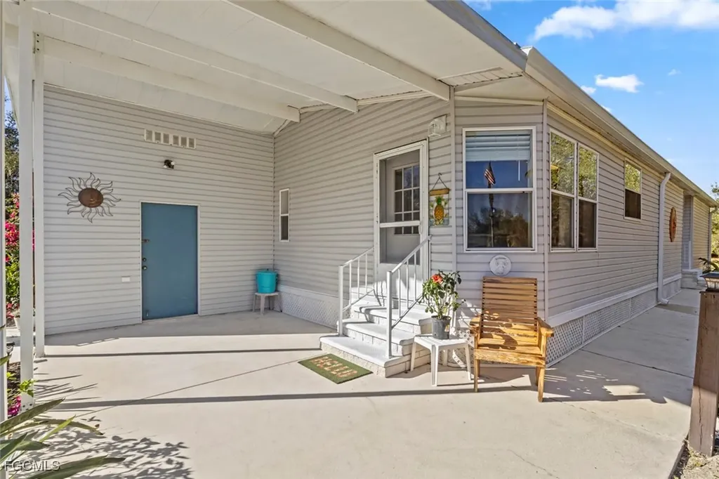 29414 Pine Villa Circle Punta Gorda FL 33982