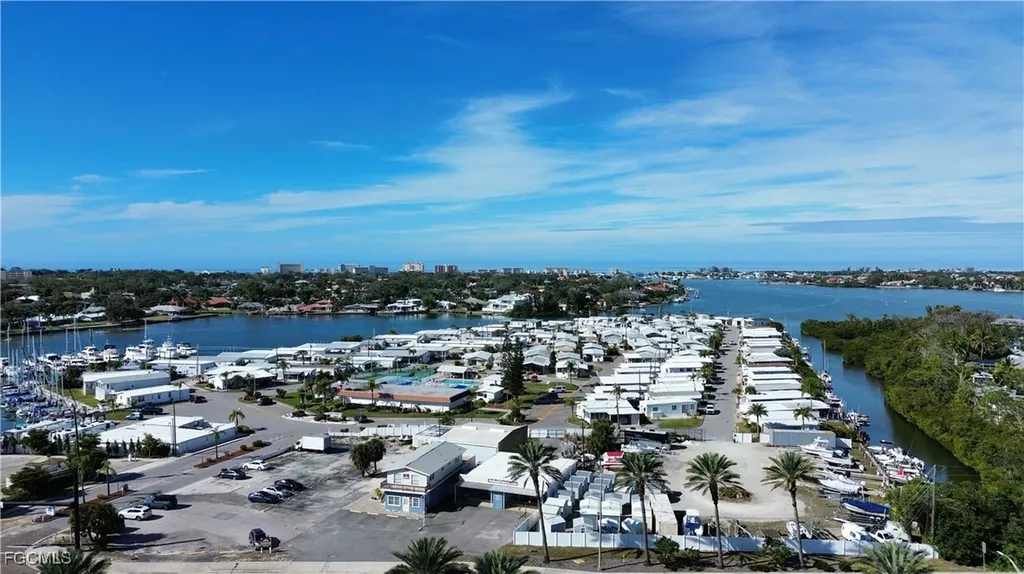 13,14,15 Erskine Drive Venice FL 34285