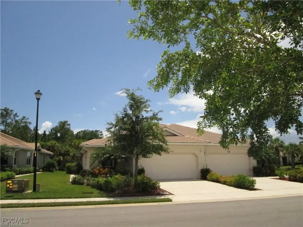 10702 Cetrella Drive Fort Myers FL 33913