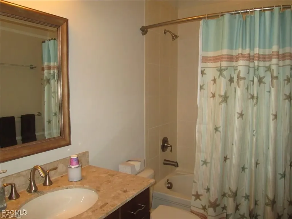 10702 Cetrella Drive Fort Myers FL 33913
