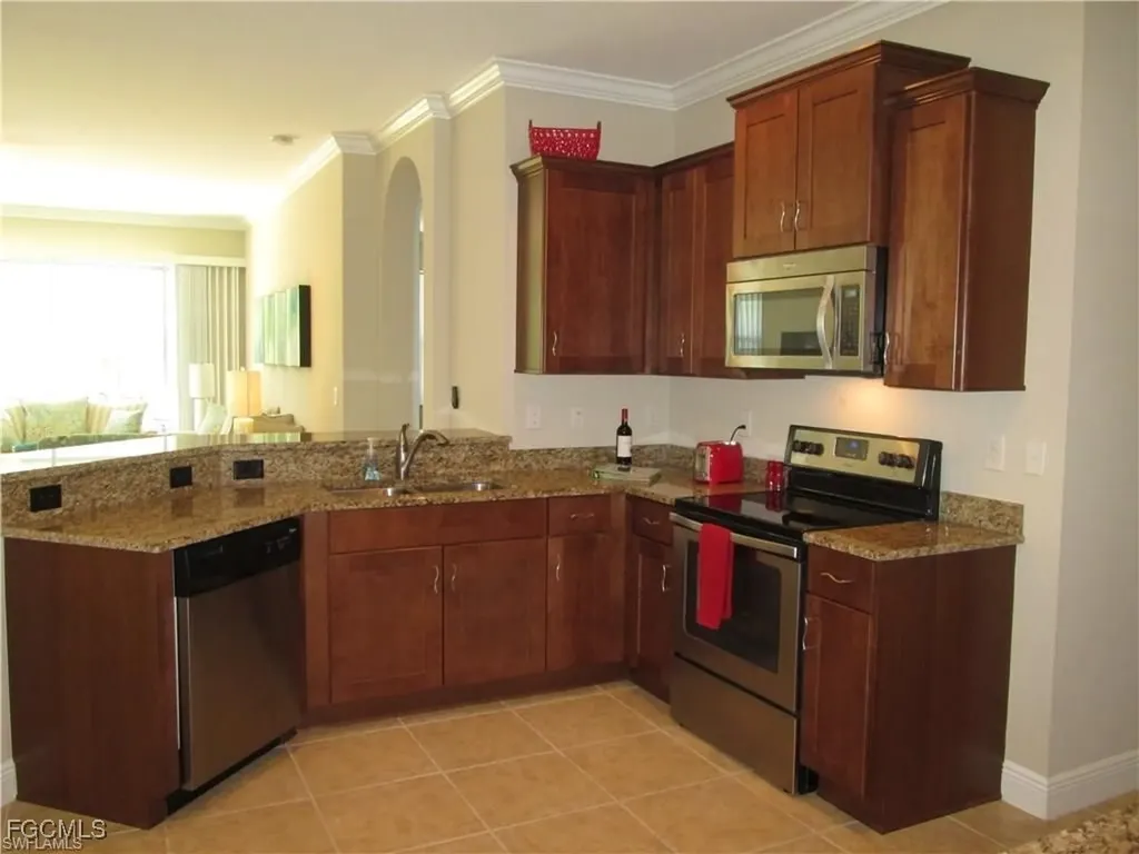 10702 Cetrella Drive Fort Myers FL 33913