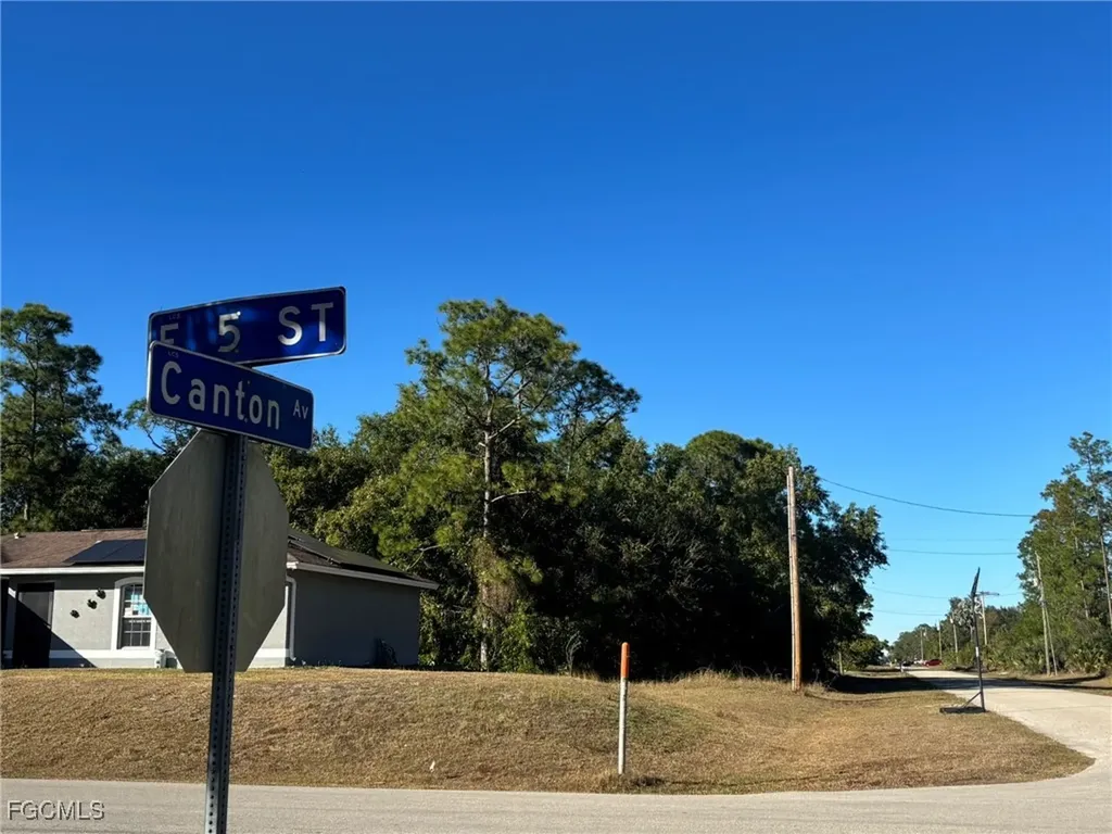 502 Canton Avenue Lehigh Acres FL 33972
