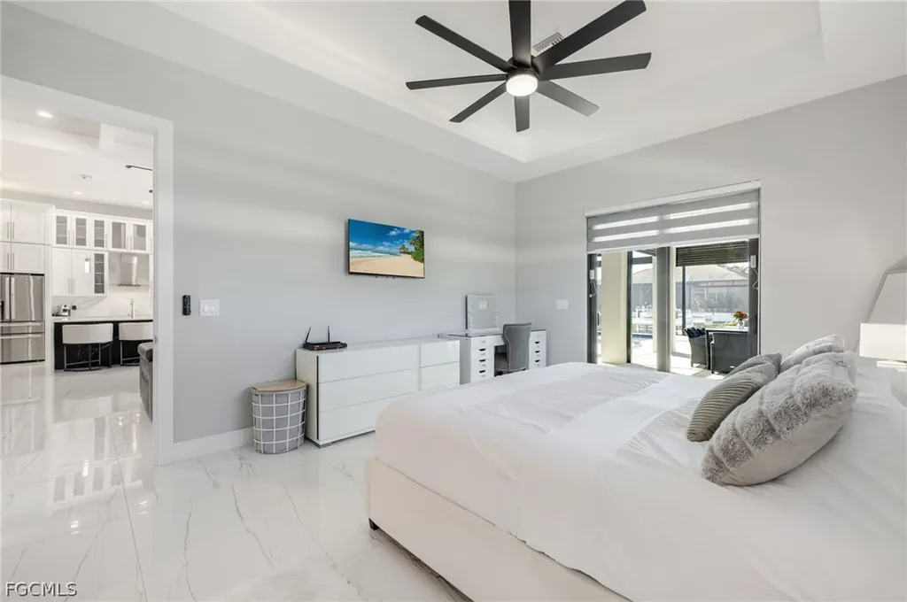 2524 SW 25th Street Cape Coral FL 33914