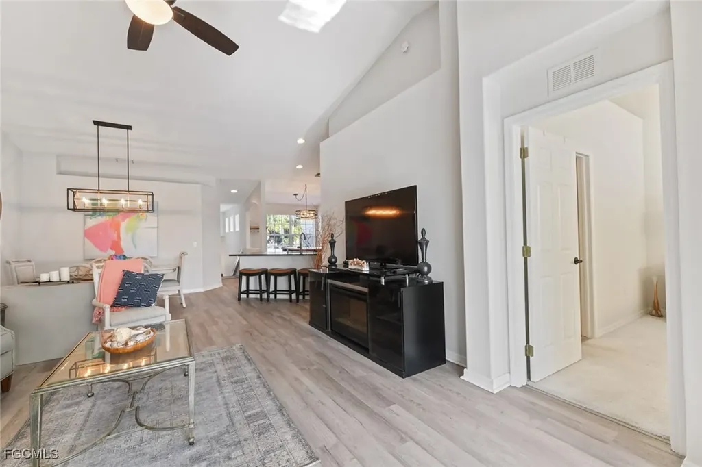 10117 Colonial Country Club Boulevard Fort Myers FL 33913