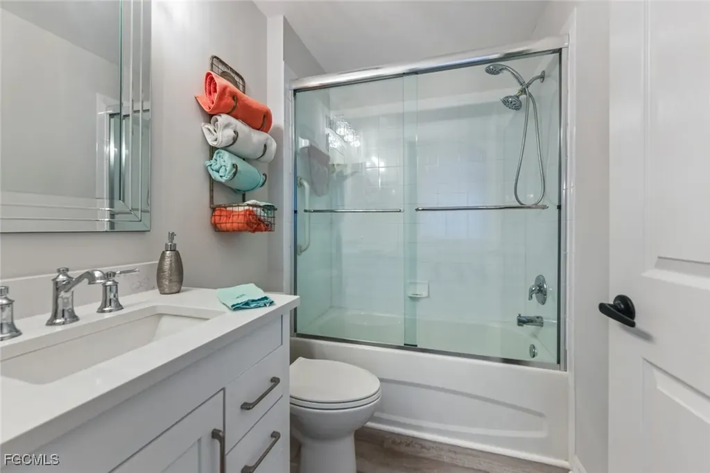 10117 Colonial Country Club Boulevard Fort Myers FL 33913