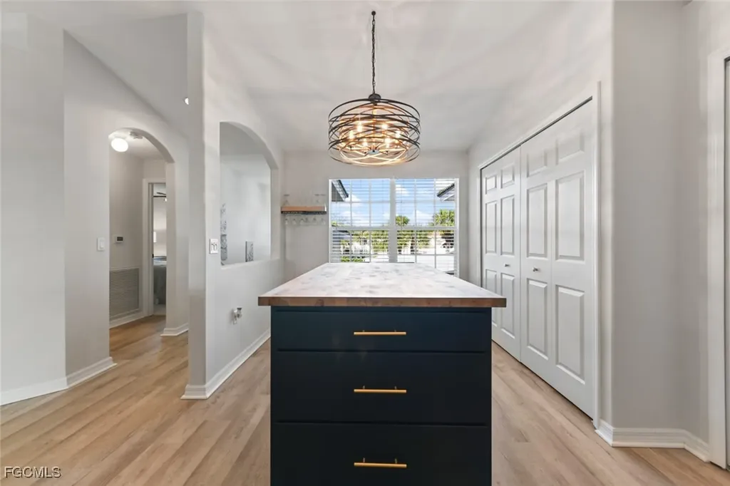 10117 Colonial Country Club Boulevard Fort Myers FL 33913