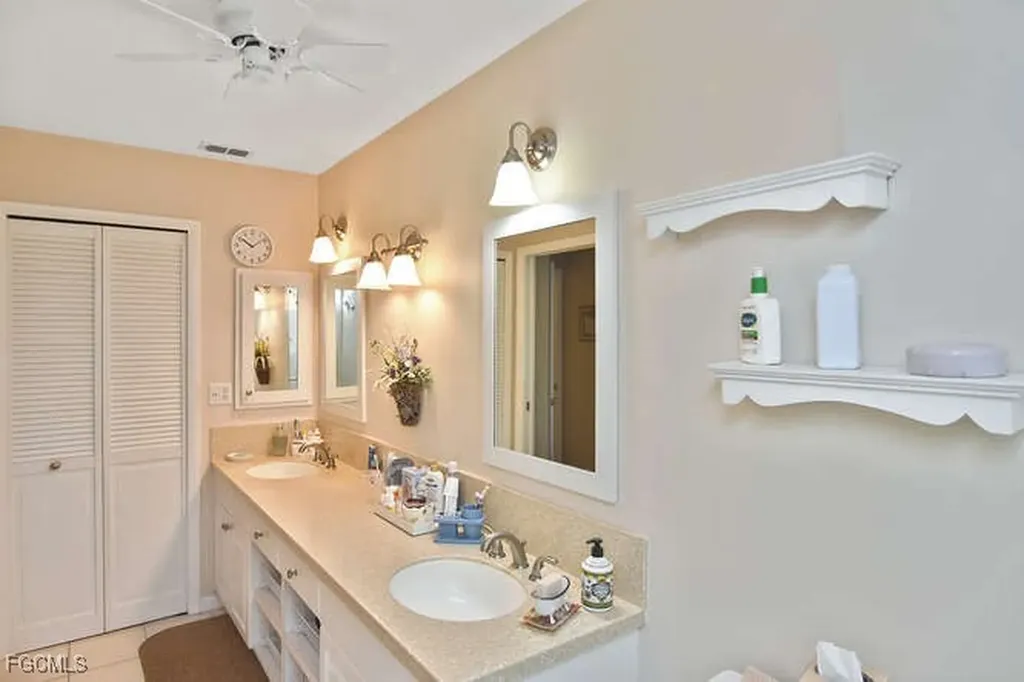 2301 Mcgregor Park Circle Fort Myers FL 33908