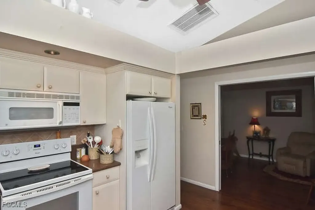 2301 Mcgregor Park Circle Fort Myers FL 33908