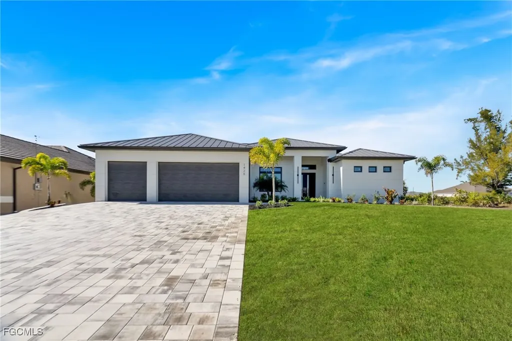 1426 NW 39th Avenue Cape Coral FL 33993