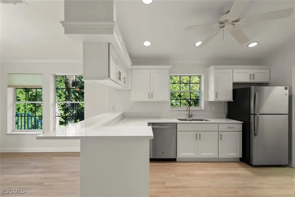 1832 Farm Trail Sanibel FL 33957