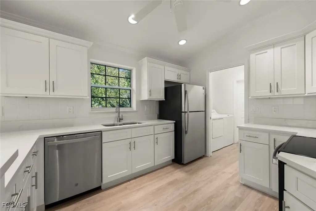 1832 Farm Trail Sanibel FL 33957