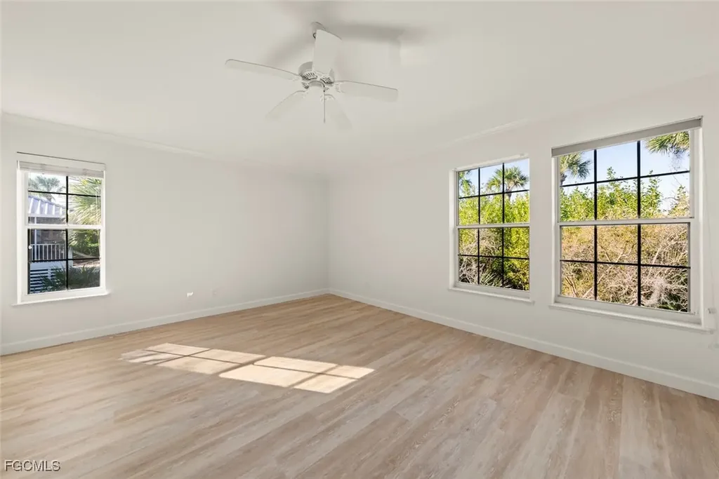 1832 Farm Trail Sanibel FL 33957