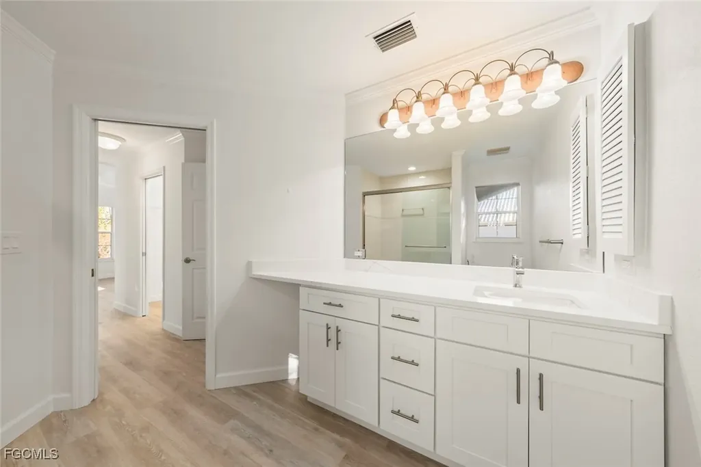 1832 Farm Trail Sanibel FL 33957