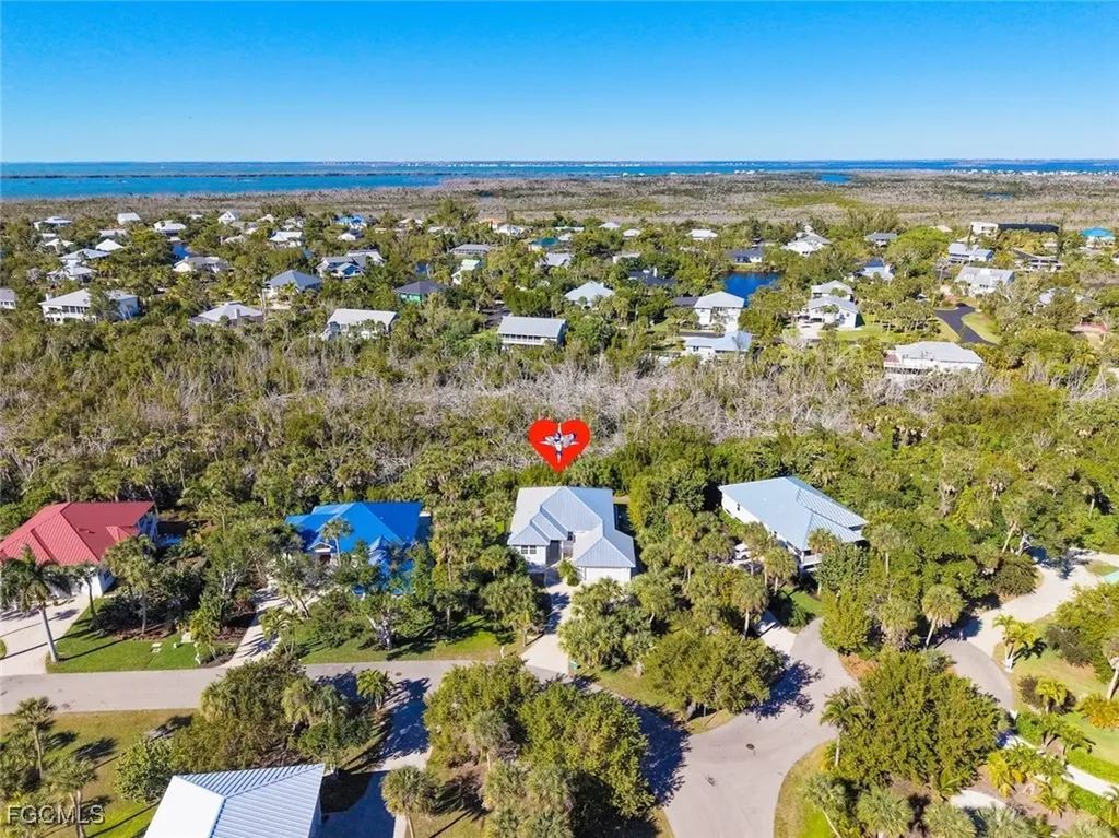1832 Farm Trail Sanibel FL 33957