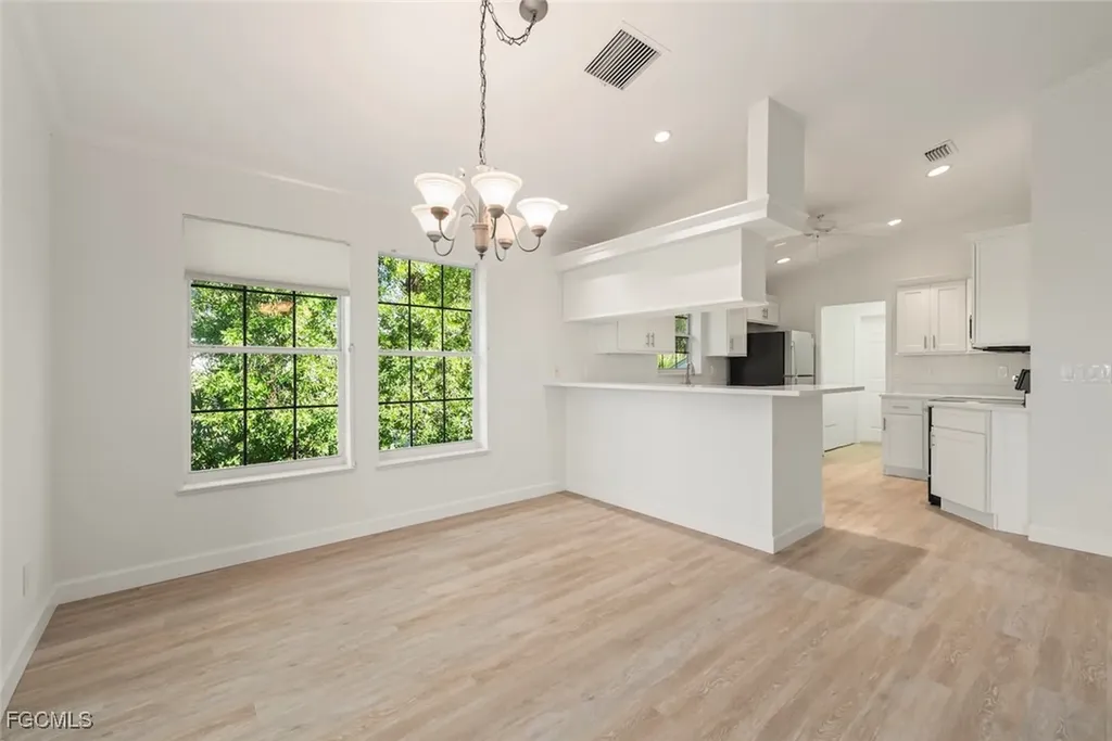 1832 Farm Trail Sanibel FL 33957