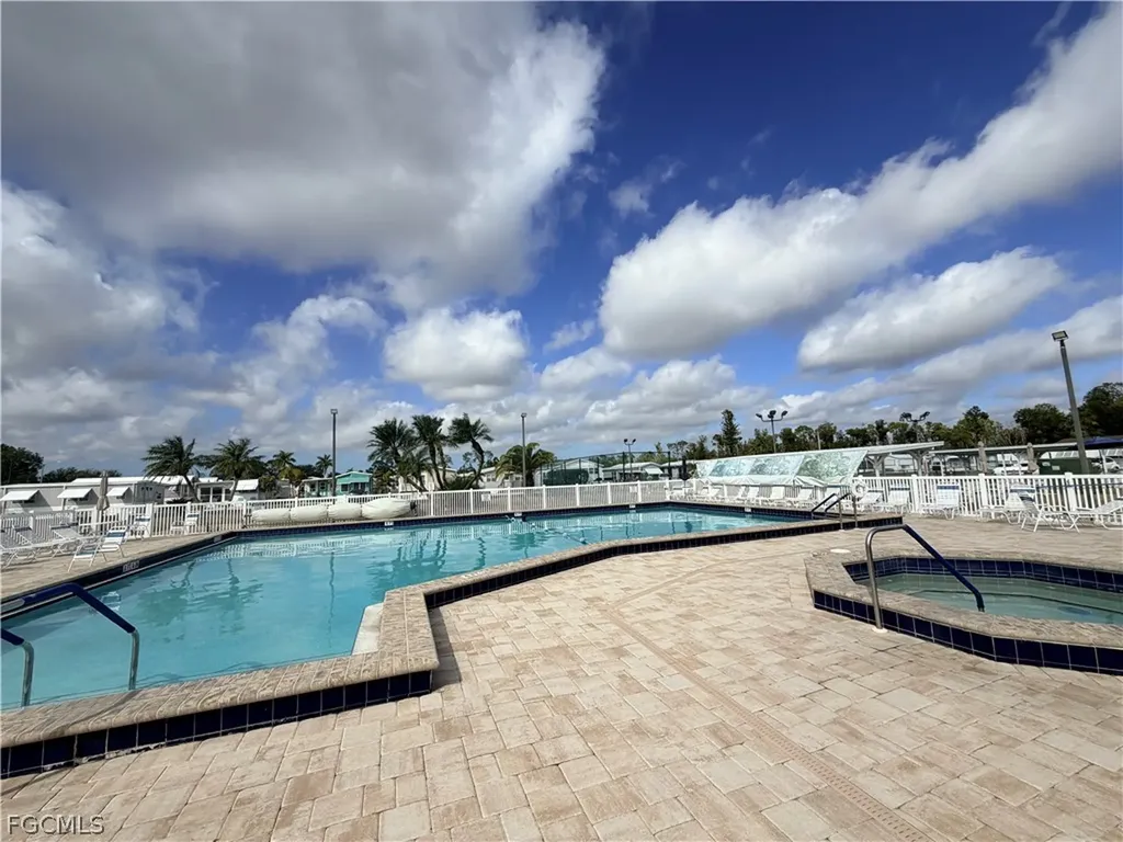 318 Fountain View Boulevard North Fort Myers FL 33903