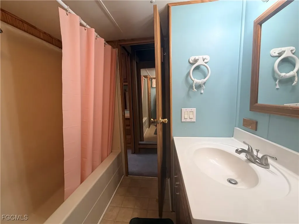 318 Fountain View Boulevard North Fort Myers FL 33903