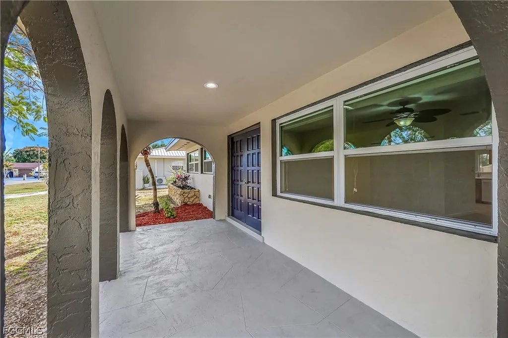 203 Lowry Avenue Lehigh Acres FL 33936