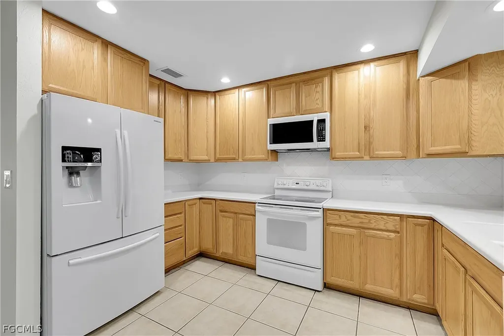 203 Lowry Avenue Lehigh Acres FL 33936