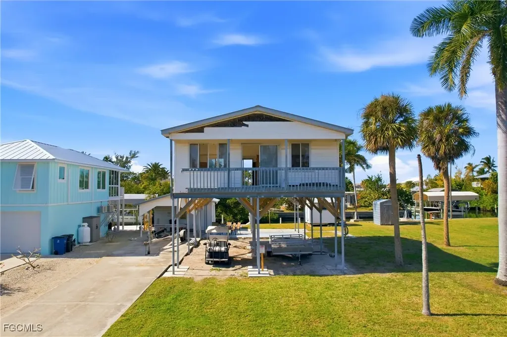 2661 Bamboo Street St. James City FL 33956