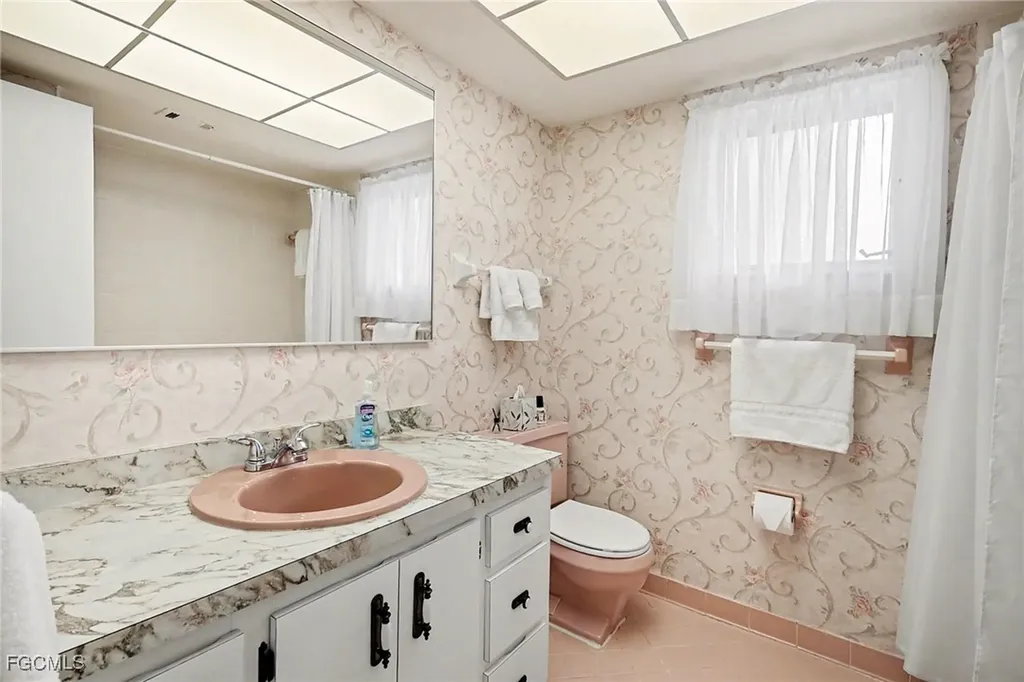 502 SE 32nd Street Cape Coral FL 33904