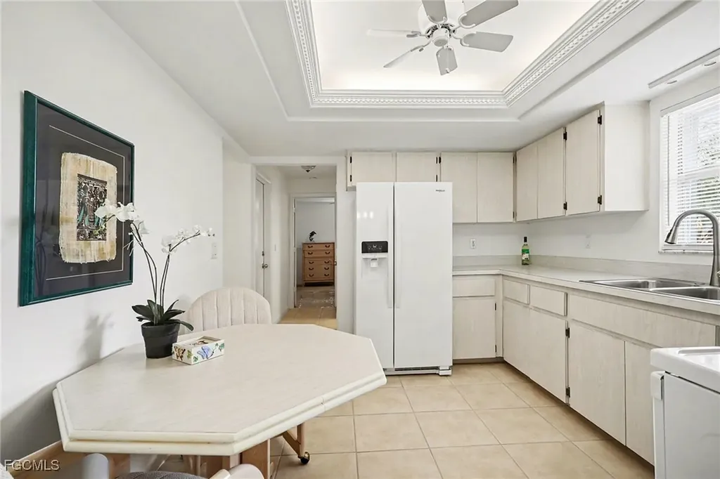 502 SE 32nd Street Cape Coral FL 33904