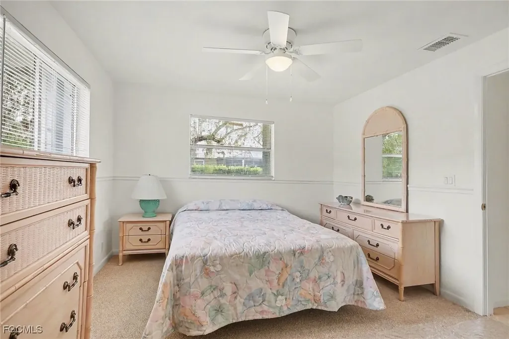 502 SE 32nd Street Cape Coral FL 33904