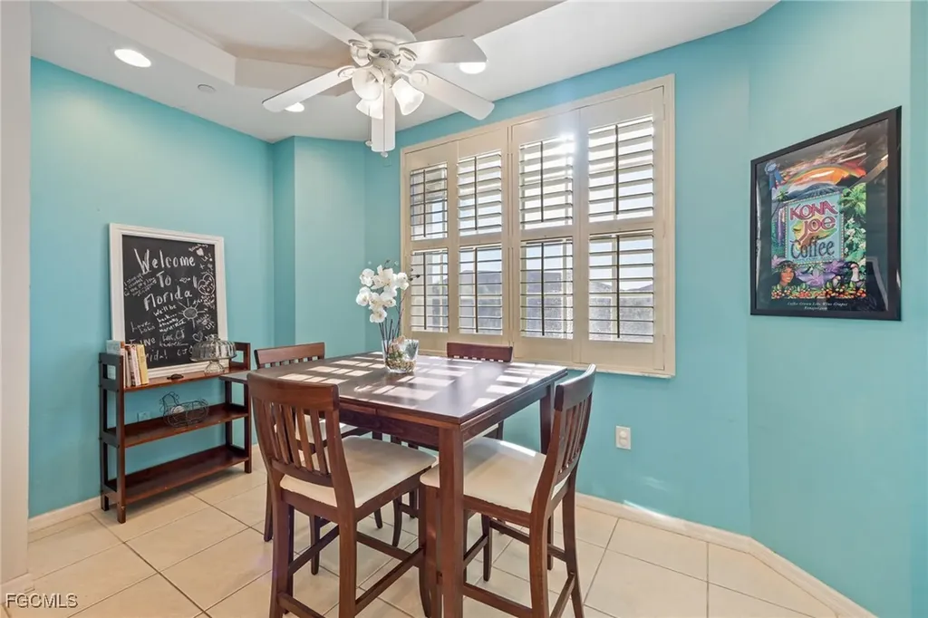1121 Van Loon Commons Circle Cape Coral FL 33909