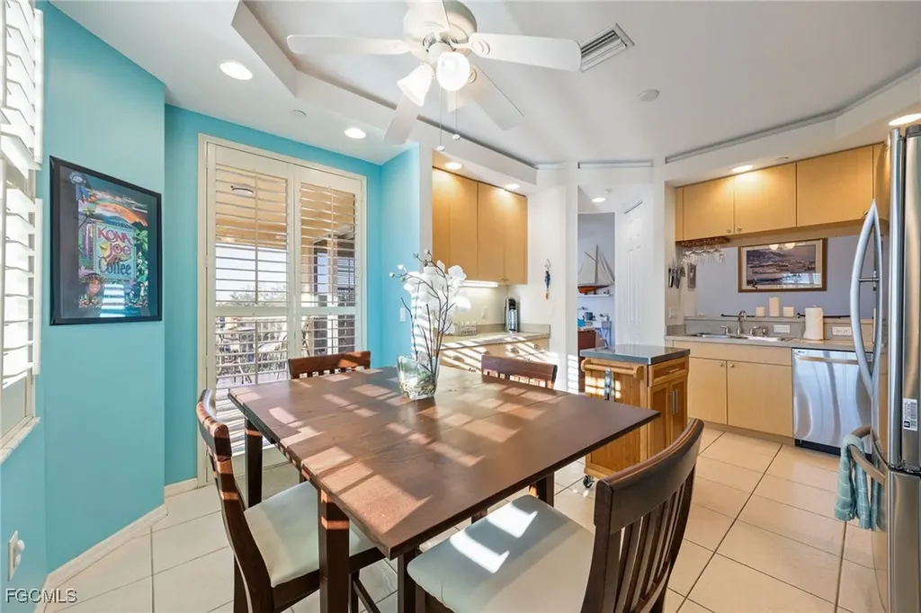 1121 Van Loon Commons Circle Cape Coral FL 33909