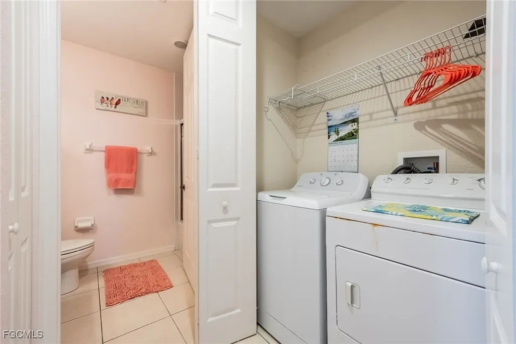 1121 Van Loon Commons Circle Cape Coral FL 33909
