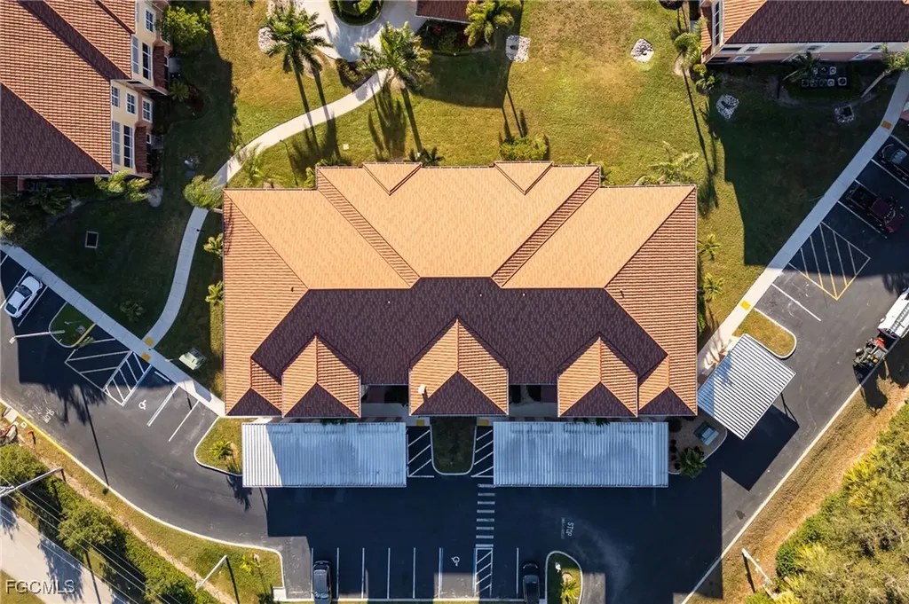 1121 Van Loon Commons Circle Cape Coral FL 33909