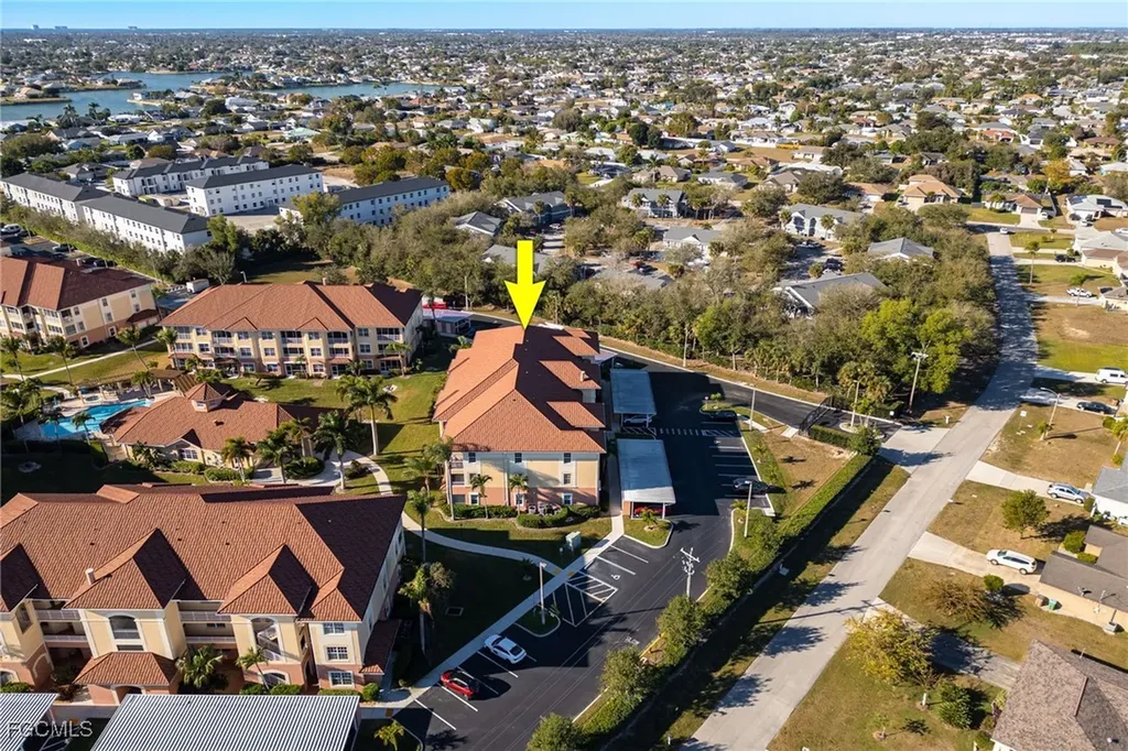 1121 Van Loon Commons Circle Cape Coral FL 33909