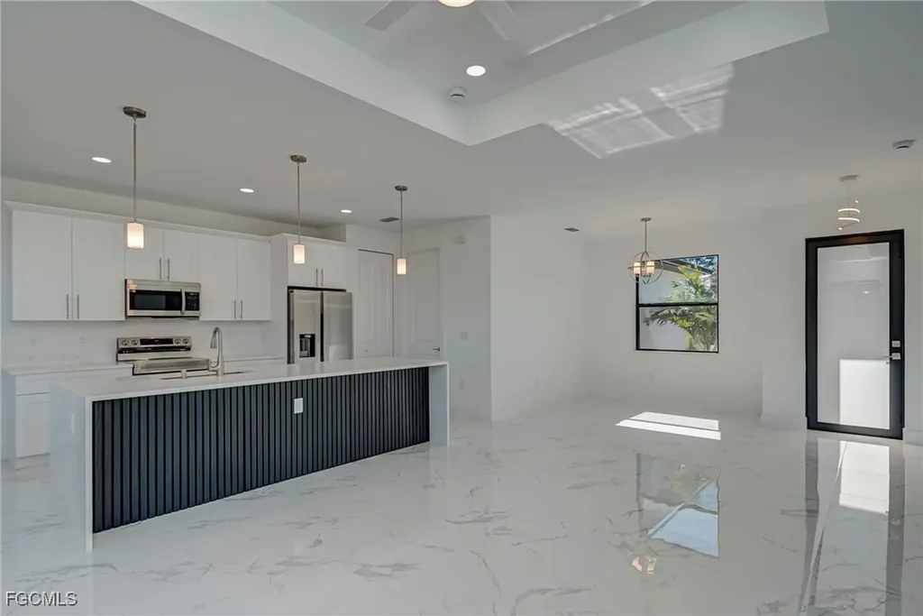 4102 13th Street SW Lehigh Acres FL 33976
