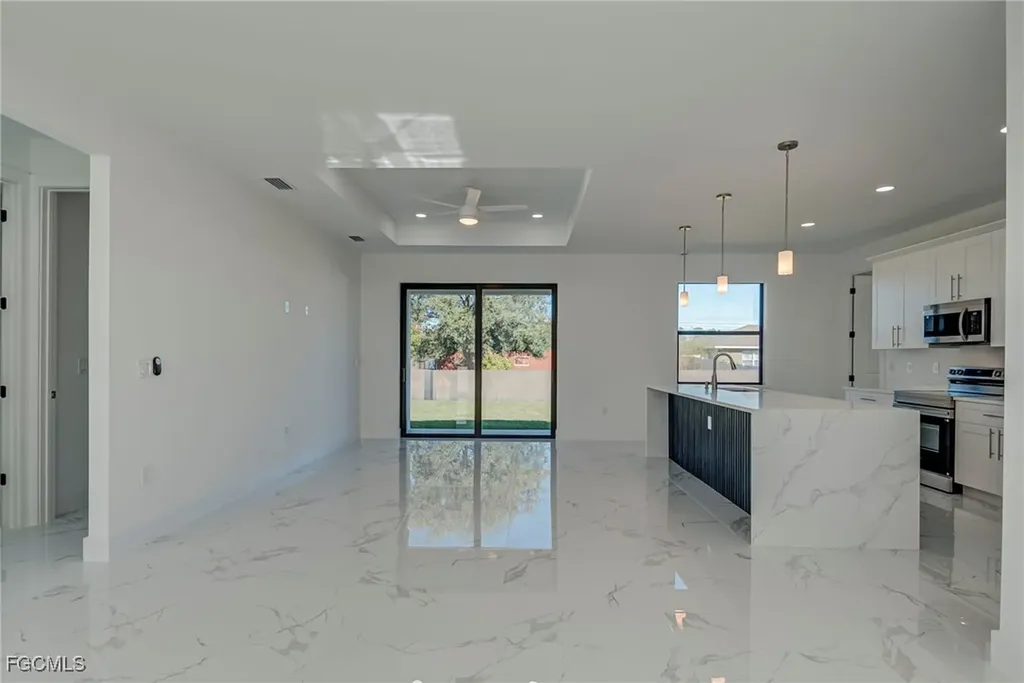 4102 13th Street SW Lehigh Acres FL 33976