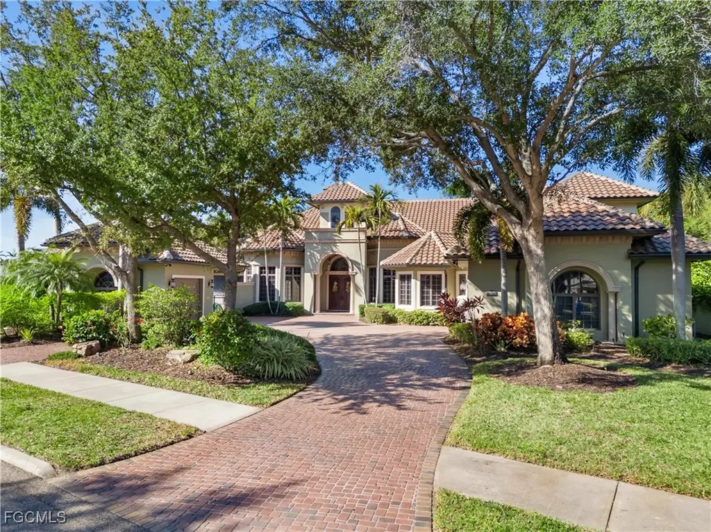 1265 Canterbury Drive Fort Myers FL 33901