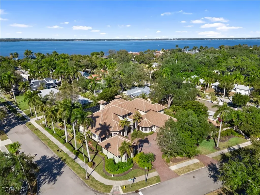 1265 Canterbury Drive Fort Myers FL 33901