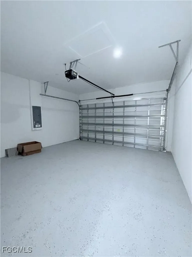 4006 2nd Street SW Lehigh Acres FL 33976
