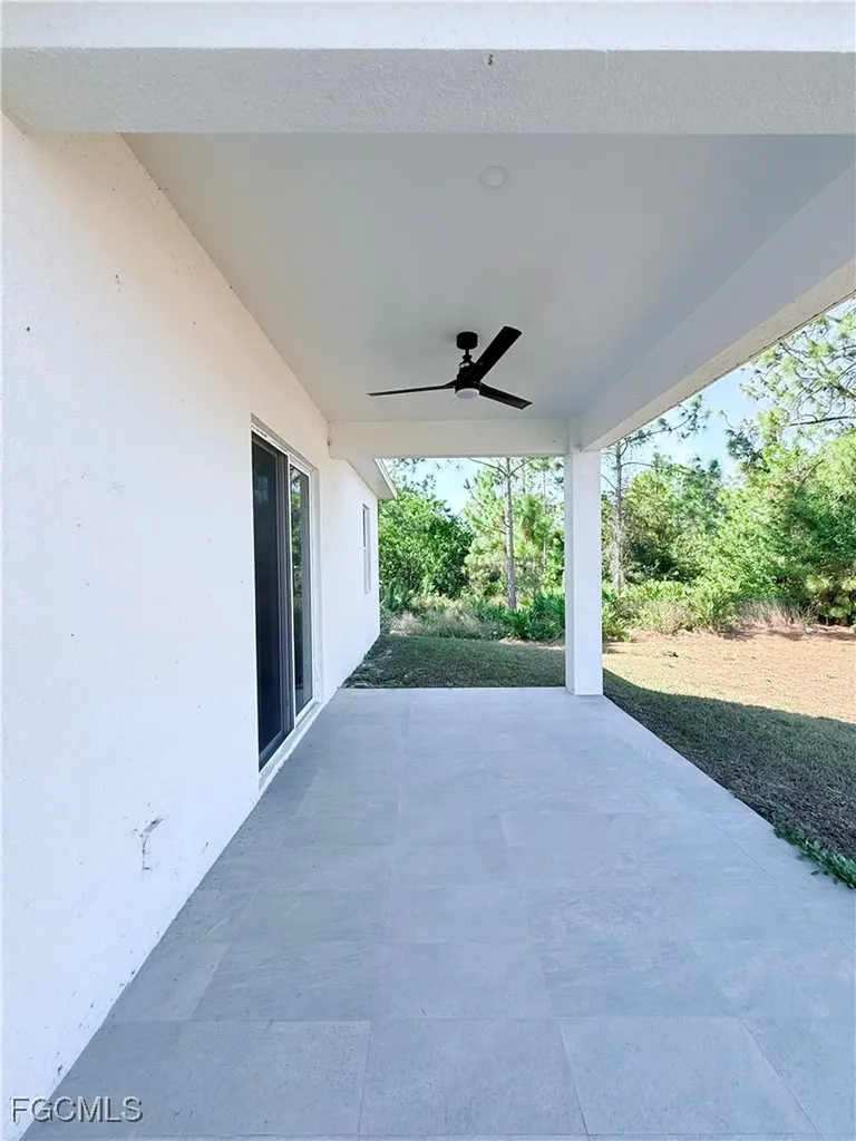 4006 2nd Street SW Lehigh Acres FL 33976