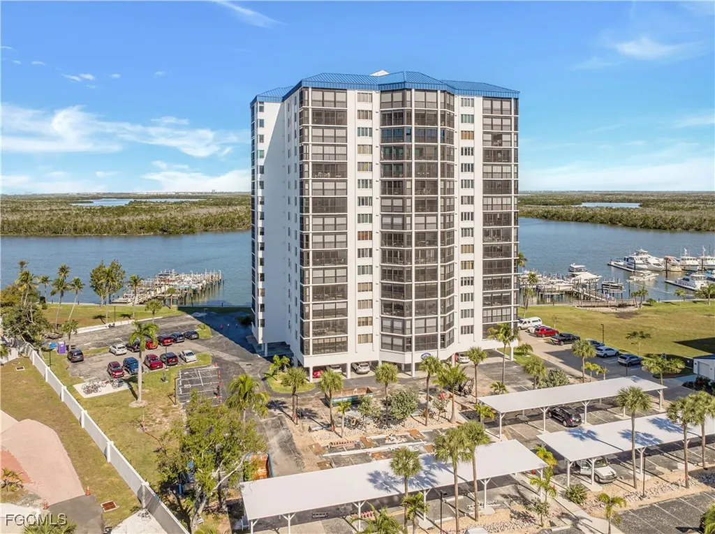 Fort Myers Beach FL, 4753 Estero Boulevard, Unit 102