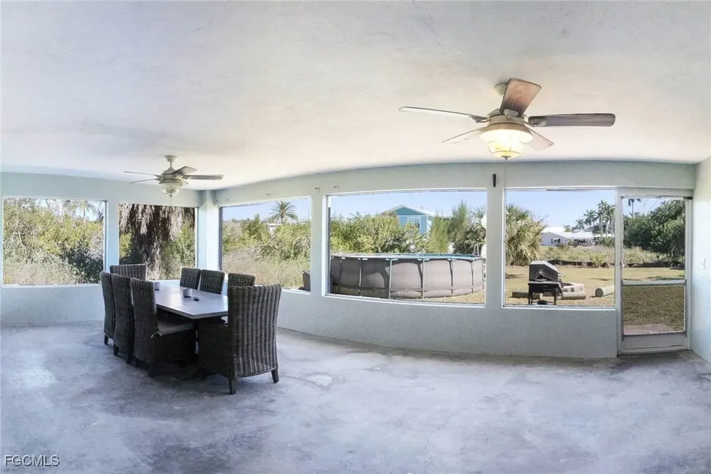 2560 Rose Avenue St. James City FL 33956