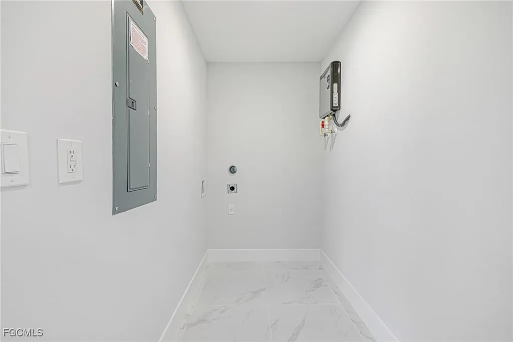 1064 Bells Street E Lehigh Acres FL 33974