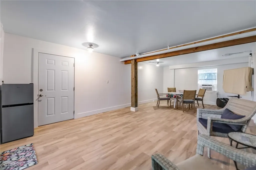 693 Emeril Court Sanibel FL 33957