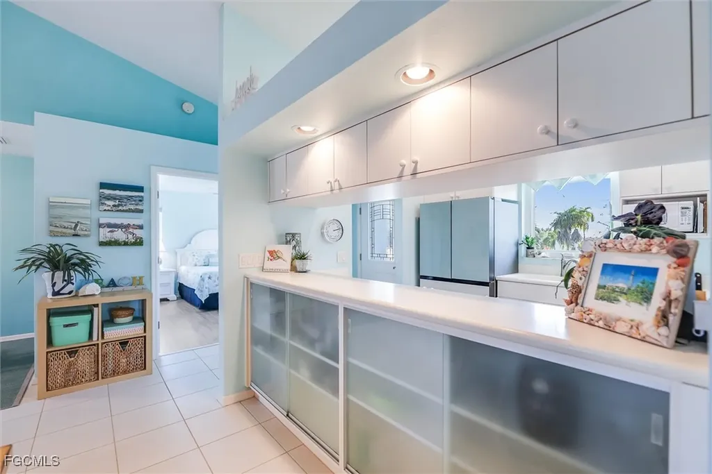 693 Emeril Court Sanibel FL 33957