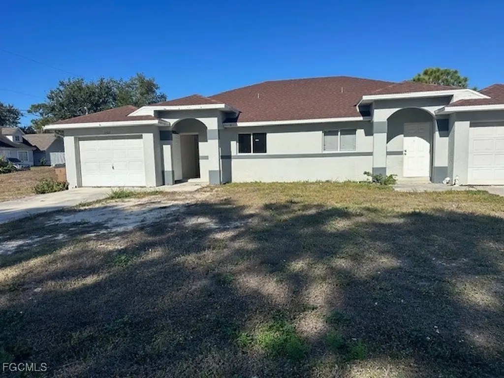 5300-5302 27th Street SW Lehigh Acres FL 33973